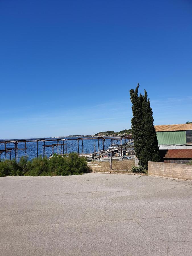 La Cote Bleue Hotel Bouzigues Exterior photo